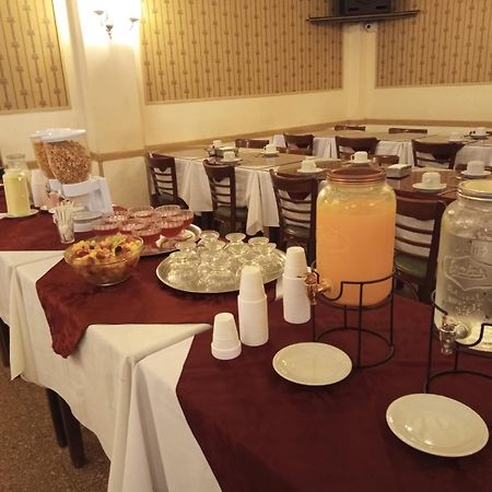 Hotel La Salle Mar del Plata Kültér fotó